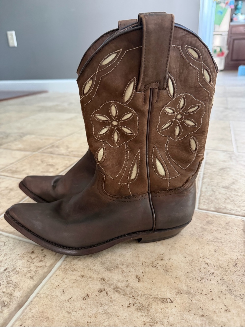 Vintage Y2K Women’s Sonora Brown Leather Floral Western Cowboy Boots Sz 7